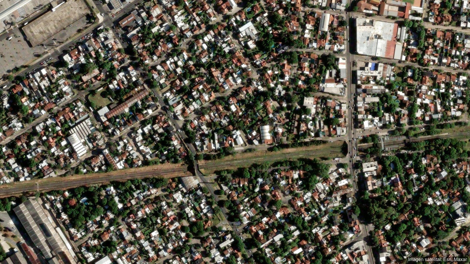 Altos De Valdevez Condominios, barrio cerrado en Almirante Brown