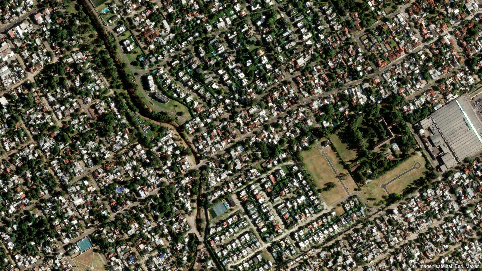 Barrio Cerrado Don Joaquín, barrio cerrado en Almirante Brown